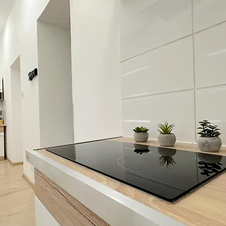 Alpha 10 Min To Old Town Alloggio in famiglia *